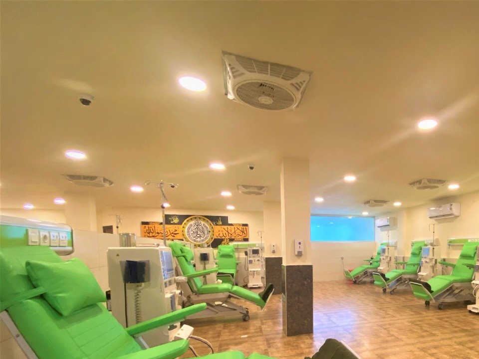 Hydra Facial by Dr. Bushra Hashmat Ullah Khan image 1
