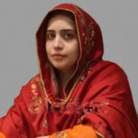 Dr. Amna Tariq