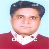 Dentist at Medivision Hospital Lahore Dr. Nadeem Tarique