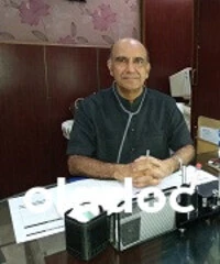 Internal Medicine Specialist at Aziz Hospital Multan Dr. Amjad Aziz