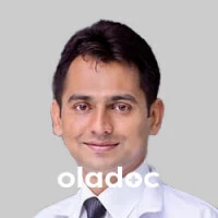 Dentist at Dental Aesthetics Lahore Dr. Asim Naqash